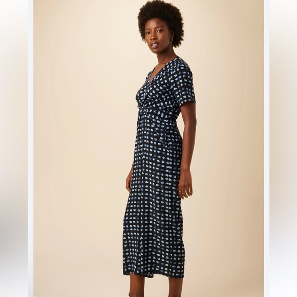 Amour Vert Joselle Squared Up Black Washable Silk Dress Size Small - Picture 2 of 6